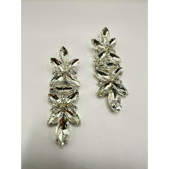 Rhinestone Bridal Crystal Dangled Drop Earrings - Picture 3 of 8